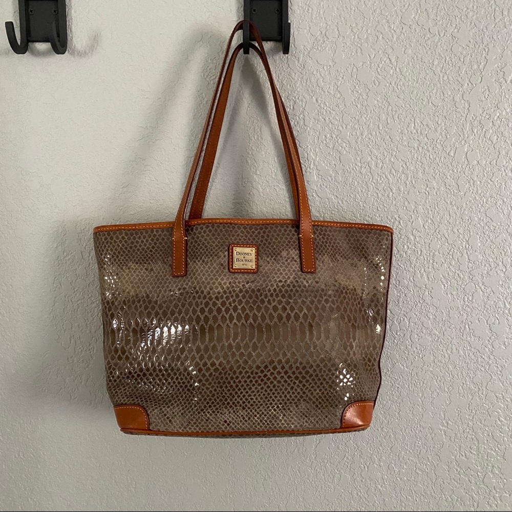 Dooney & Bourke Bag